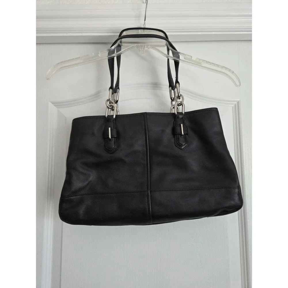 Coach Chelsea Jayden Black Leather Silver Chain Hardware 2 Handle‎ Handbag Purse